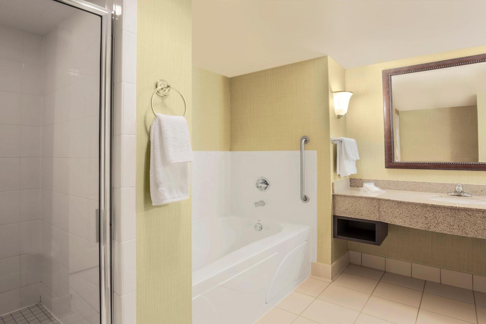 Hilton Garden Inn Chicago/Midway Airport Bedford Park Εξωτερικό φωτογραφία