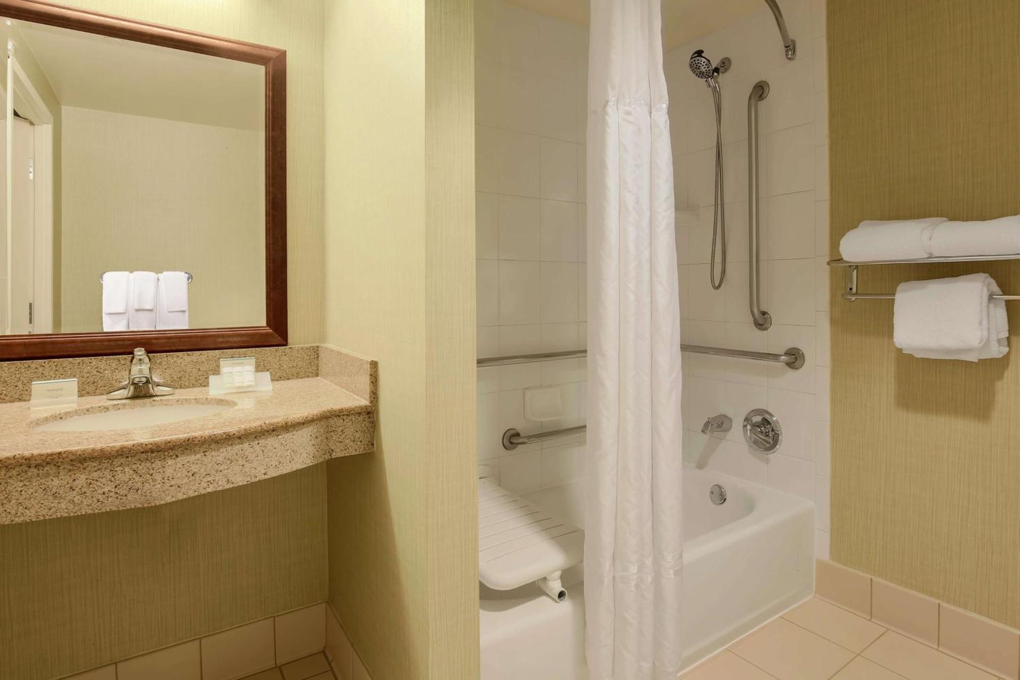 Hilton Garden Inn Chicago/Midway Airport Bedford Park Εξωτερικό φωτογραφία